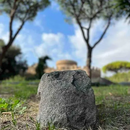 Per Antiqua Itinere Ostia Antica