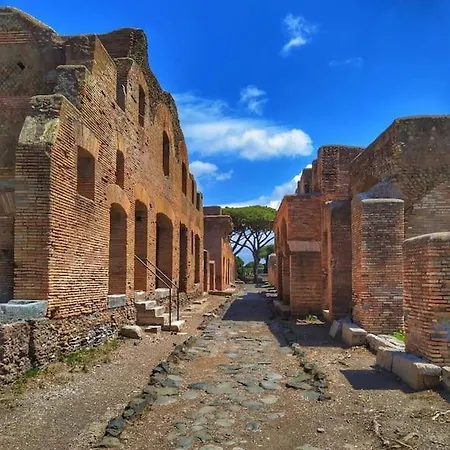 Per Antiqua Itinere Ostia Antica
